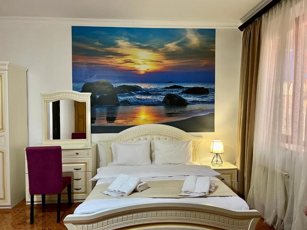 Voodi või voodid majutusasutuse Family Hotel toas