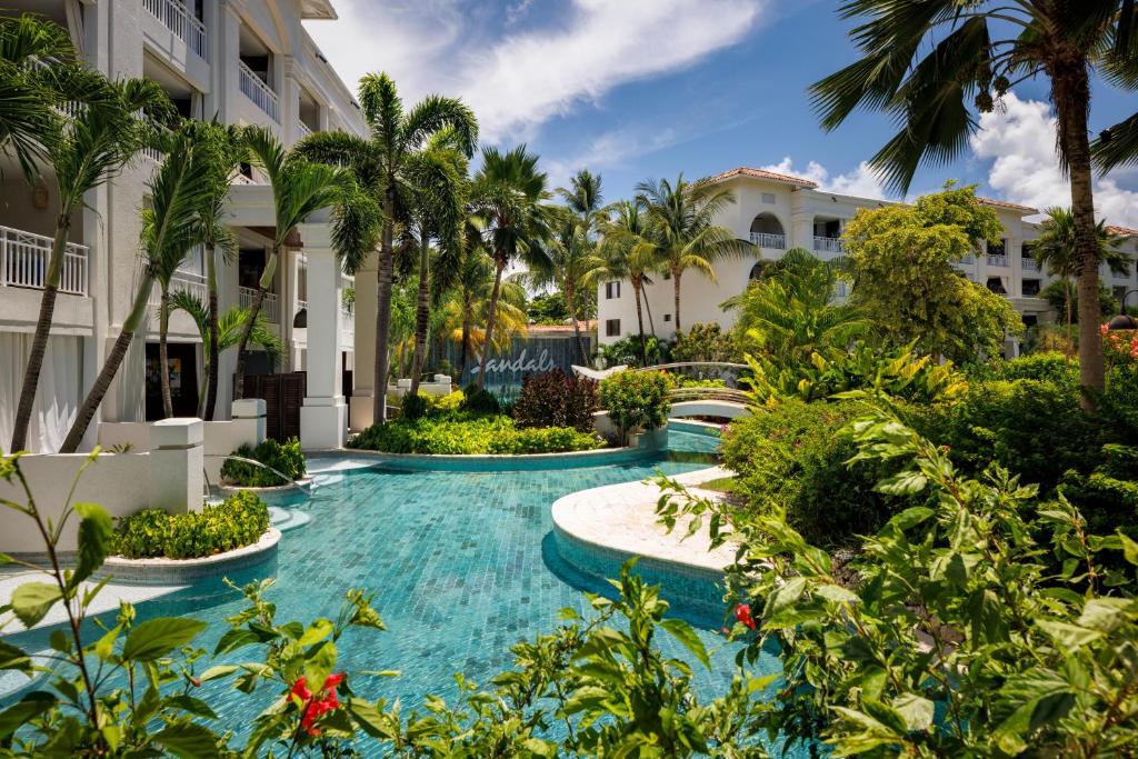 Bazén v ubytování Sandals Barbados All Inclusive - Couples Only nebo v jeho okolí