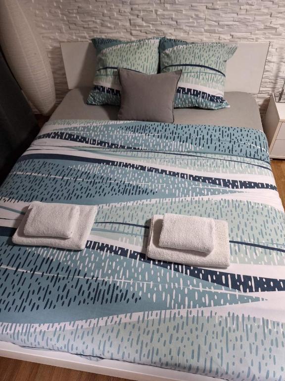 Postel nebo postele na pokoji v ubytování San Marco Apartments