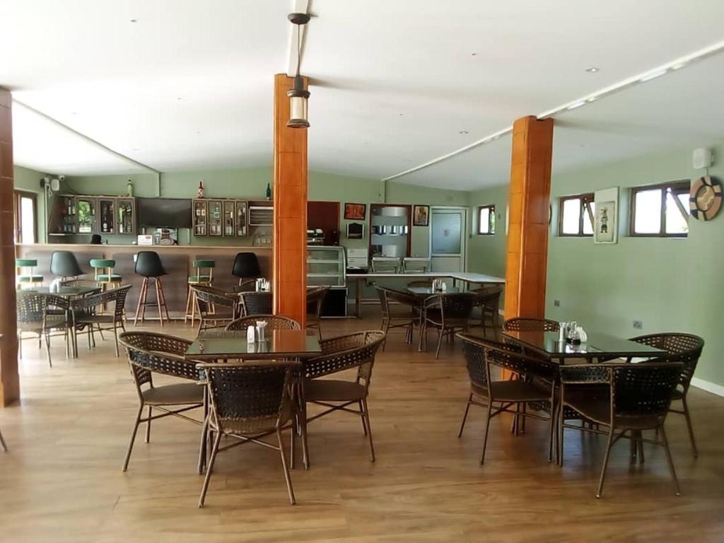 Restaurace v ubytování Zebi Ecolodge