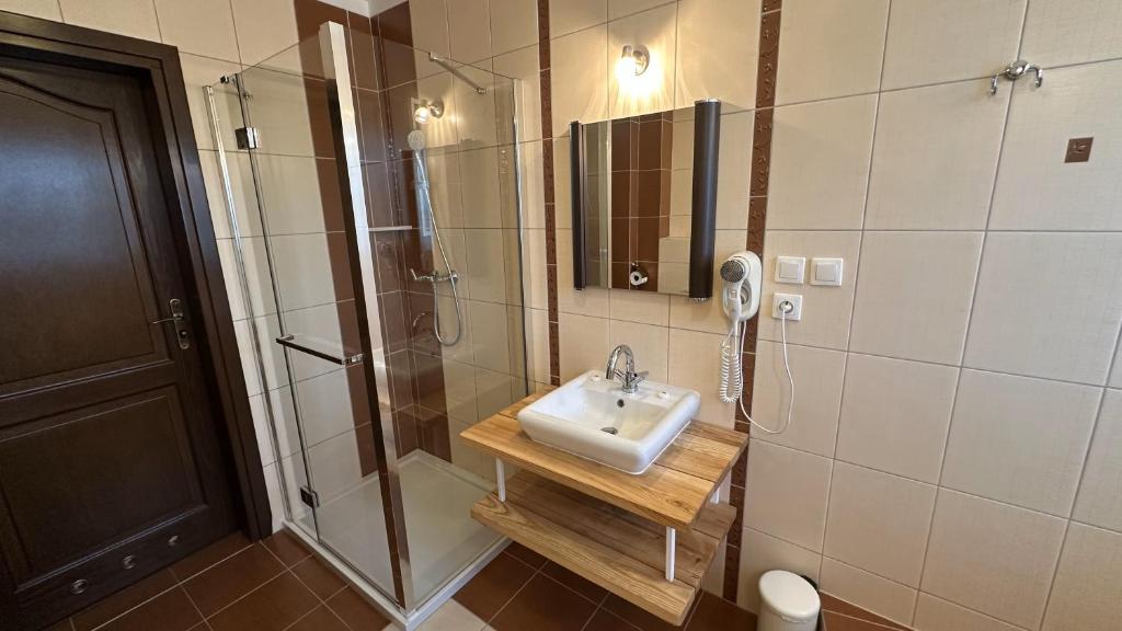 Kúpeľňa v ubytovaní Pensjonat Bobrowy Dwór