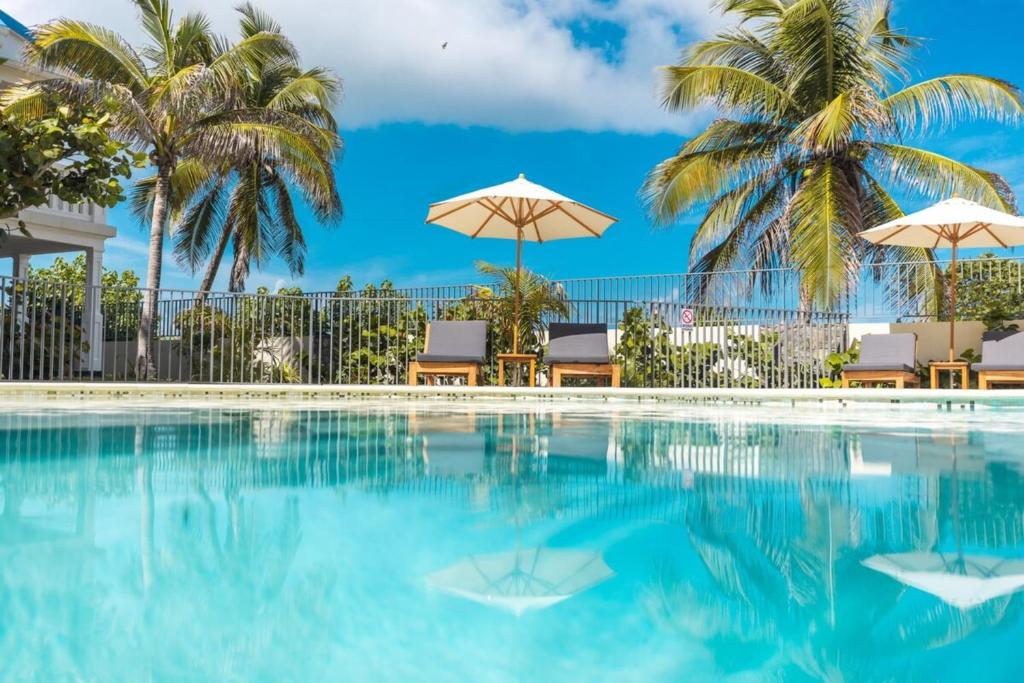 Bazén v ubytování Studio 8 - Alamanda Resort nebo v jeho okolí