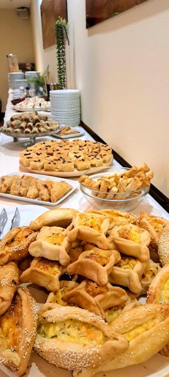 Golden Time Hotel - Resim 9