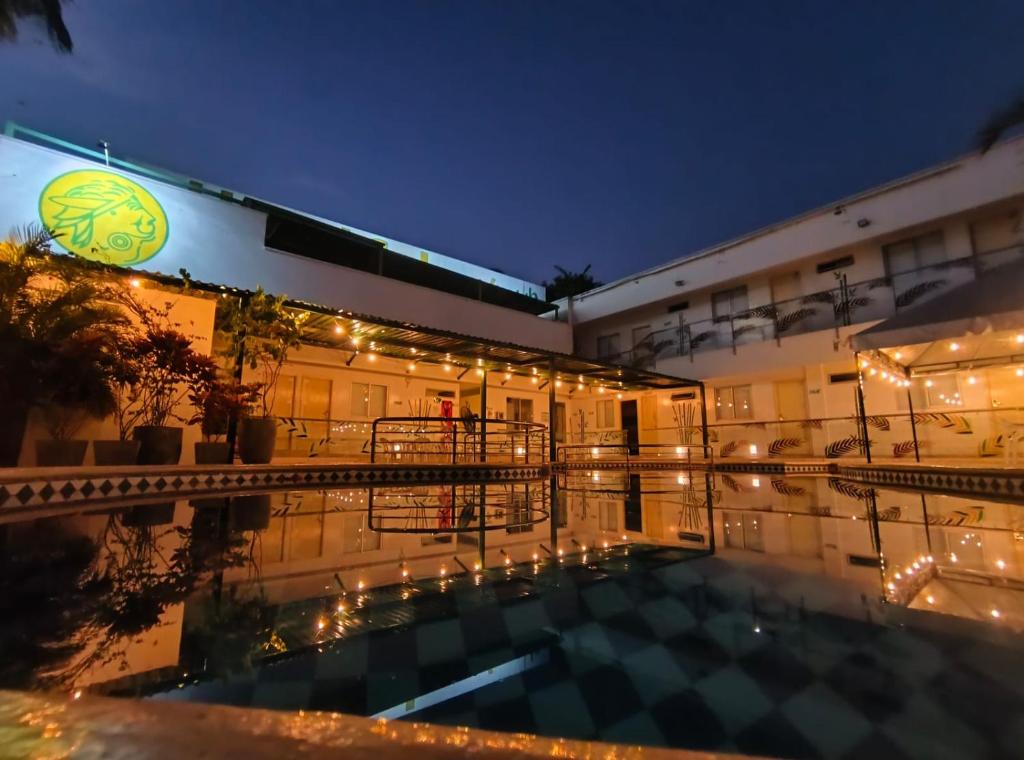 Bazén v ubytování Hotel Calarca Club nebo v jeho okolí