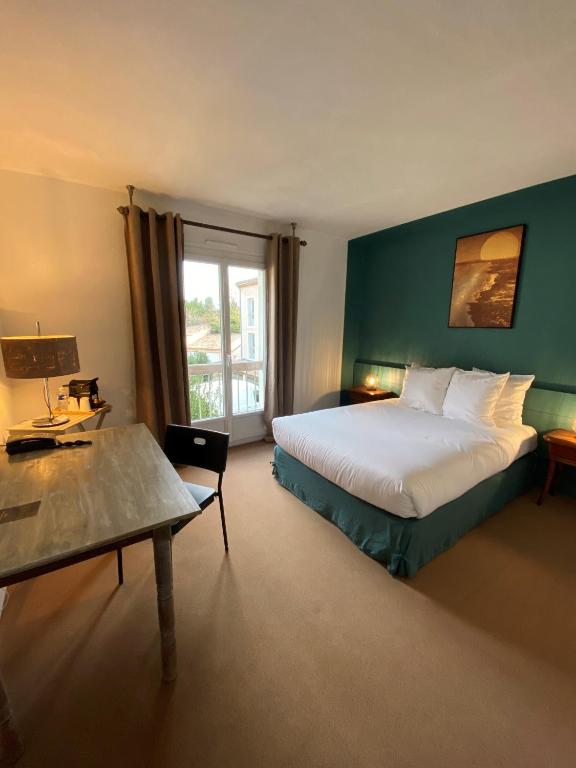 Logis Hôtel Médiéval, Montélimar Nord - Classic Double Room