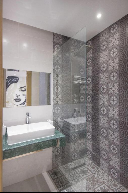 Urban Chic 2 bedrooms in Utimate City Center — photo 4