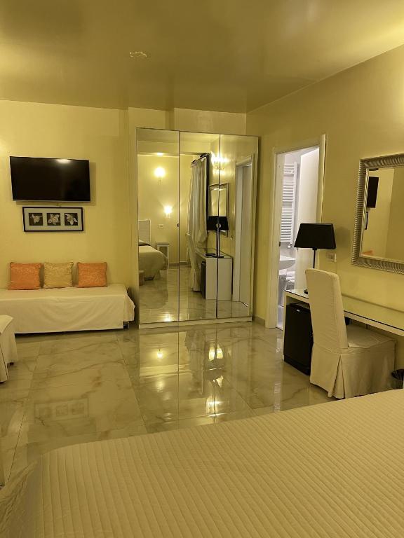 Hotel Europa Fiera - Großes Doppel- Oder Zweibettzimmer