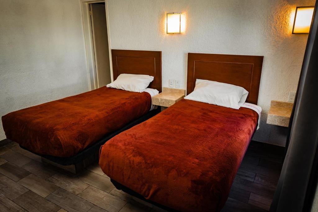 Hotel Azucena - Habitación Doble Con Dos Camas Dobles