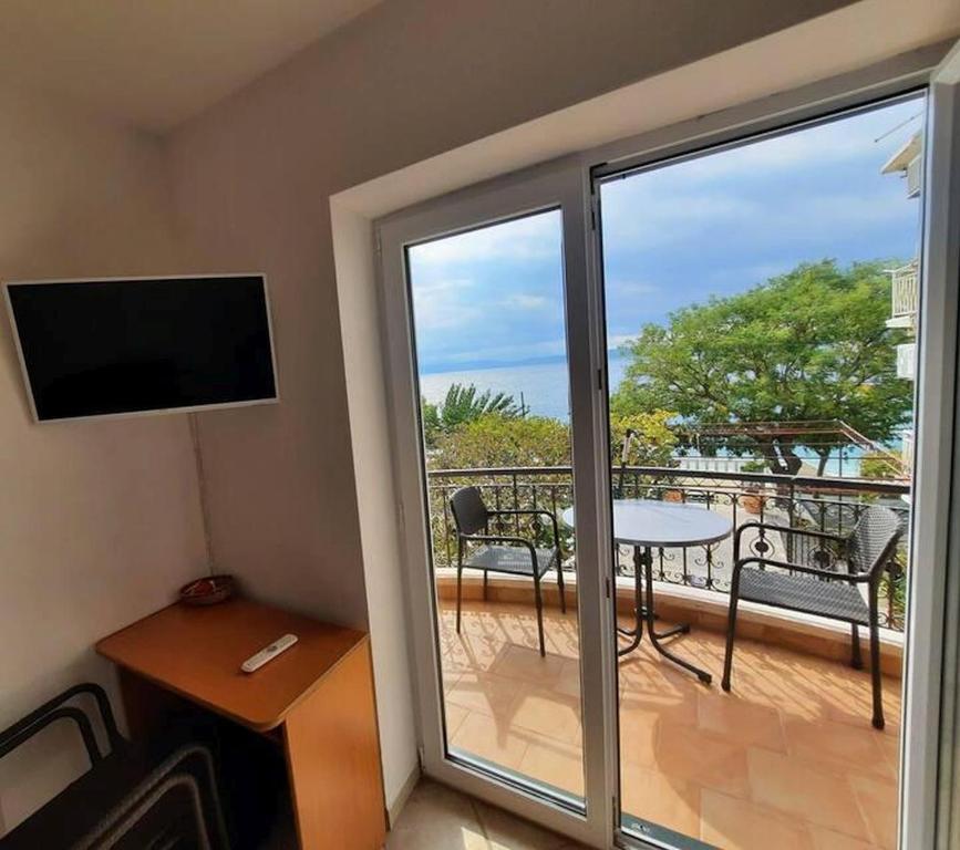 Apartment in Podgora with sea view, terrace, air conditioning, WiFi 3812-2