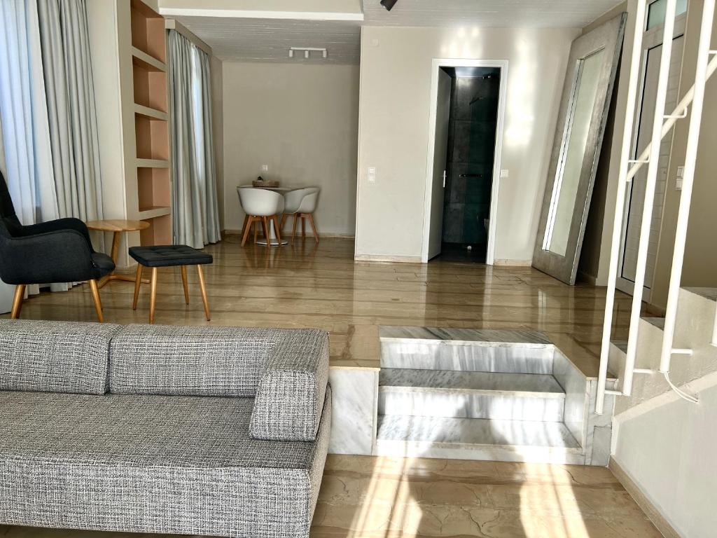 Posezení v ubytování Loriet Hotel