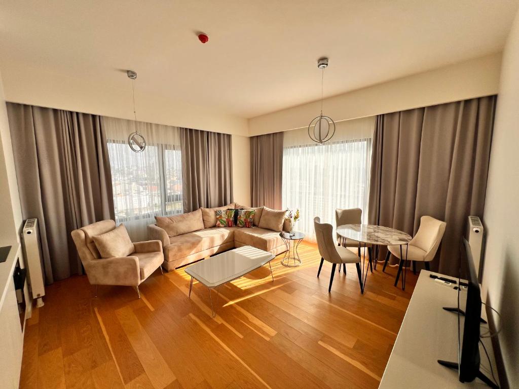 Posezení v ubytování Divan Residence - Güneşli Near Ataköy Metro Station