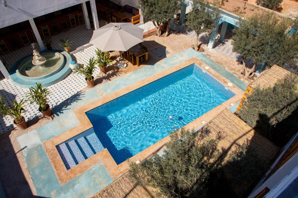 Bazén v ubytování Single fin taghazout surf & stay nebo v jeho okolí