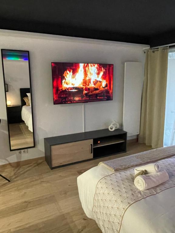 Ένα ή περισσότερα κρεβάτια σε δωμάτιο στο Love and bubbles