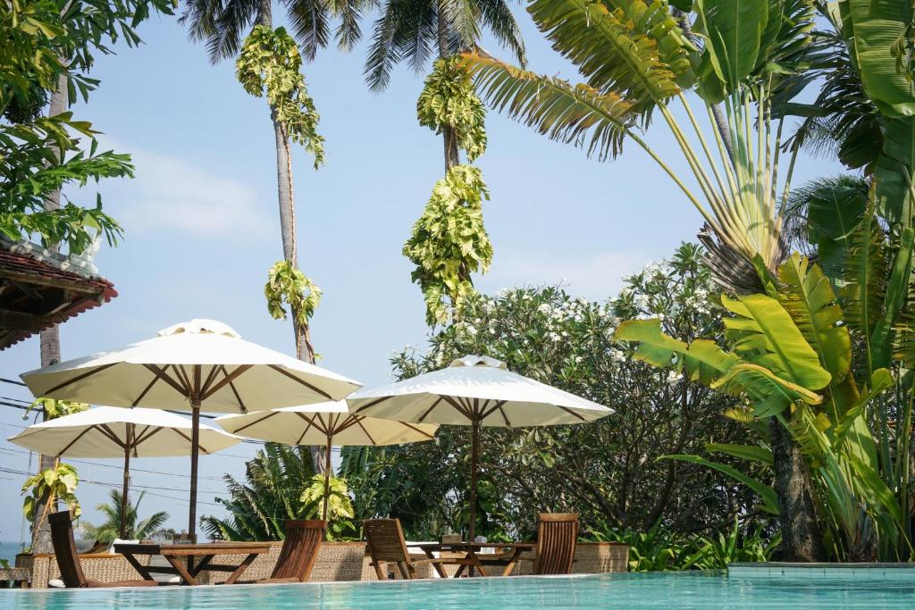 Bazén v ubytování Mealea Resort nebo v jeho okolí
