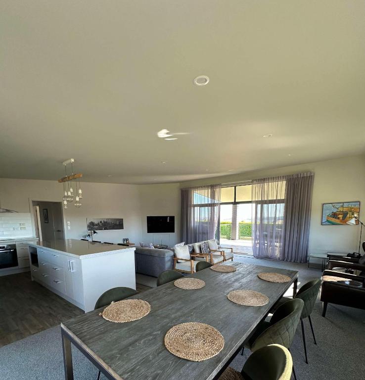 Coastal Paradise - Resim 8