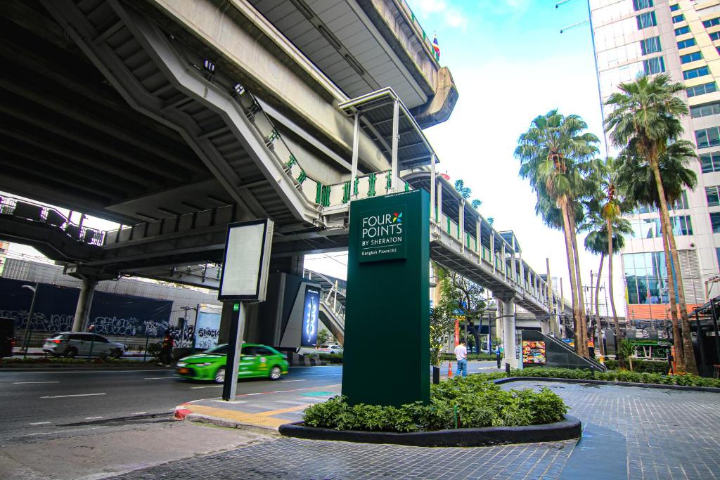 Four Points by Sheraton Bangkok Ploenchit Sukhumvit - Resim 43
