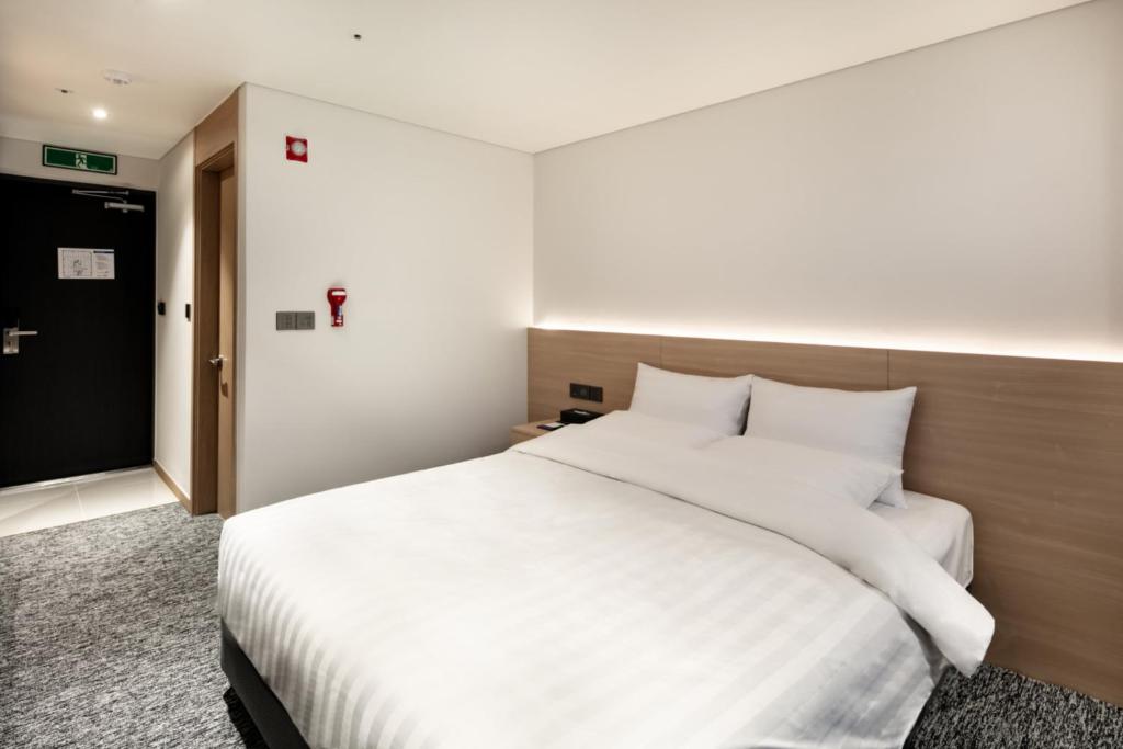 Icheon Skysun Hotel - Standard Double Room