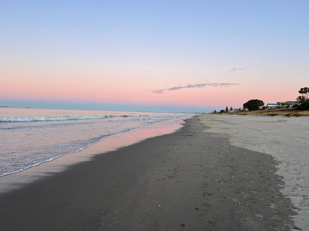 Beachside Bliss - Resim 8