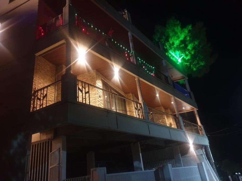 Μπαλκόνι ή βεράντα στο Vilasa by StayApart x 3 BHK Blessings