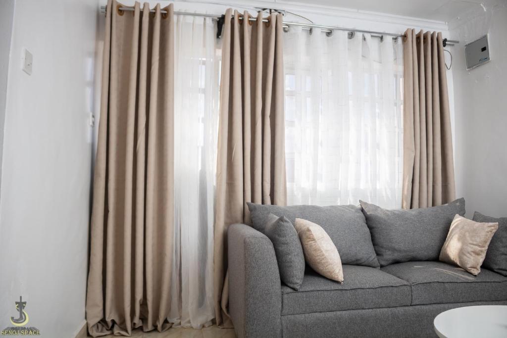 Posezení v ubytování Royal apartments Eldoret