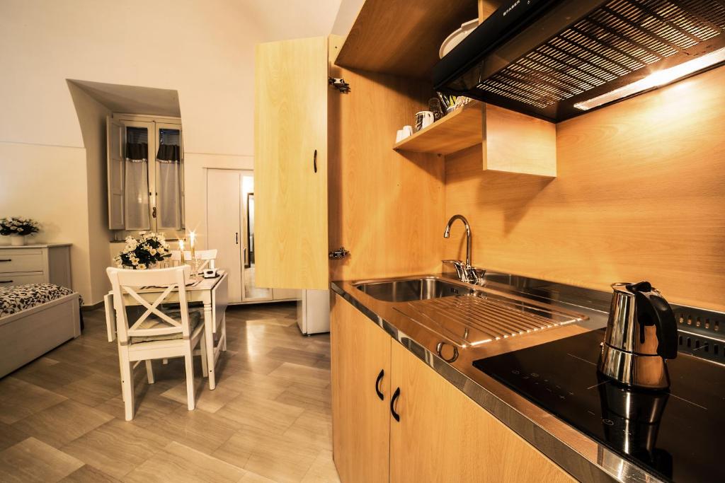 Kuchyňa alebo kuchynka v ubytovaní B&B Germinario