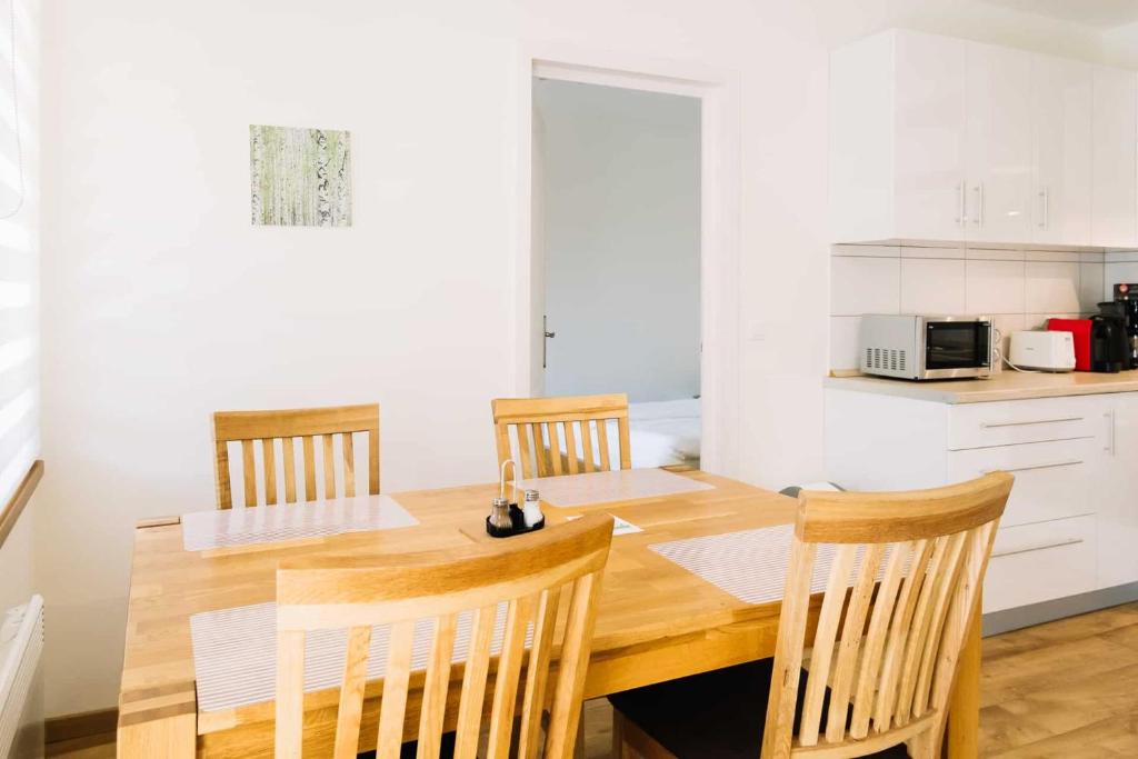 Kuchyň nebo kuchyňský kout v ubytování Diófa Apartman