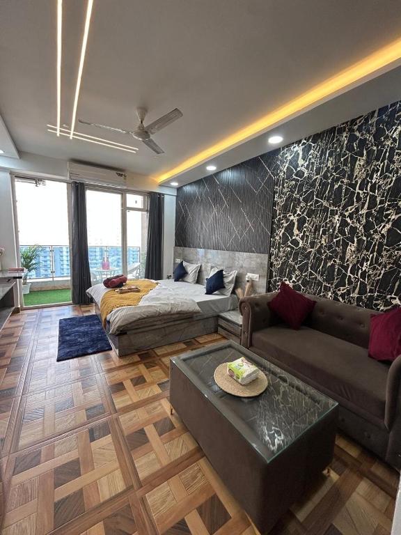 Fresh Look at Stunning Private Studio Apartment