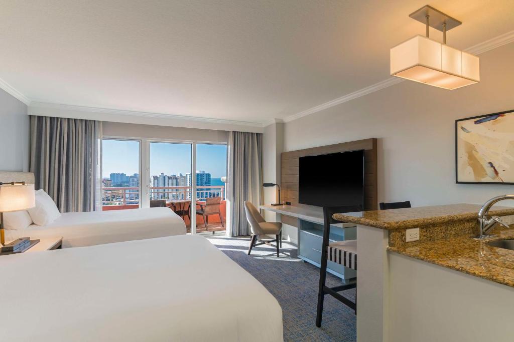 Hyatt Regency Clearwater Beach Resort & Spa - 