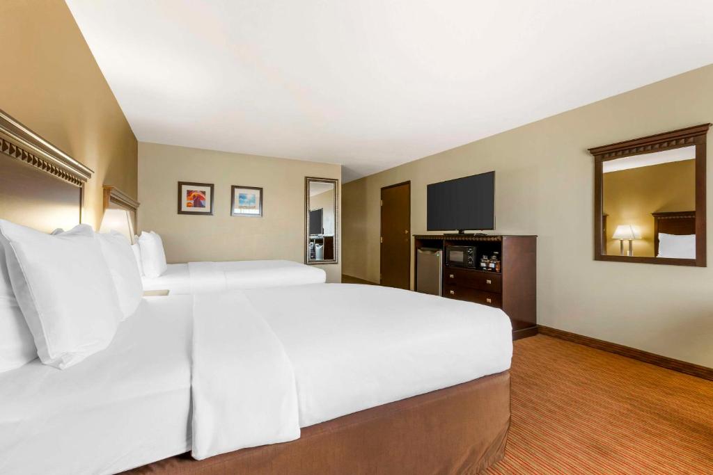 Postel nebo postele na pokoji v ubytování Comfort Inn Phoenix Central City