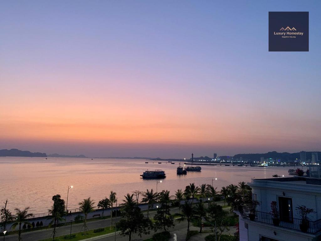 Luxury Homestay Vinhomes Dragonbay Hạ Long - 19