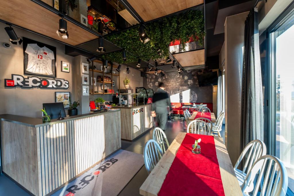 House of Records - Resim 15