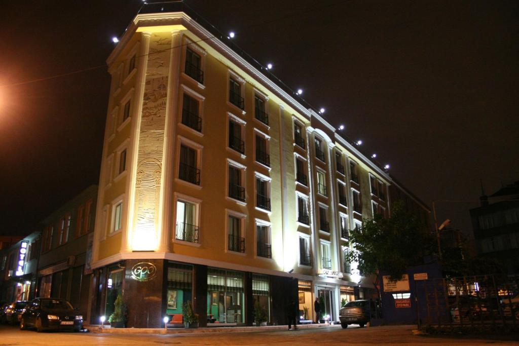 The building in which a szállodákat is located
