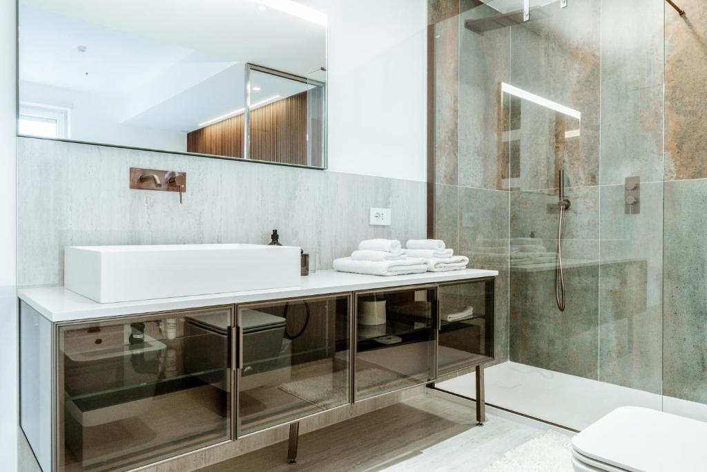 Koupelna v ubytování Ram7 Lux Charmant Apartment Gallarate
