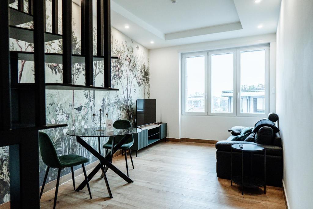Posezení v ubytování Ram7 Segredo Ultrassecreto Apartment Gallarate