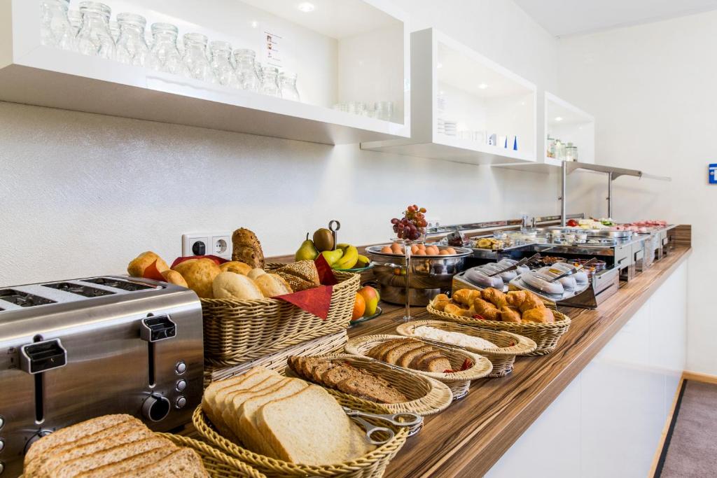 Nürnberger Trichter Family-Business Hotel Garni - Resim 27