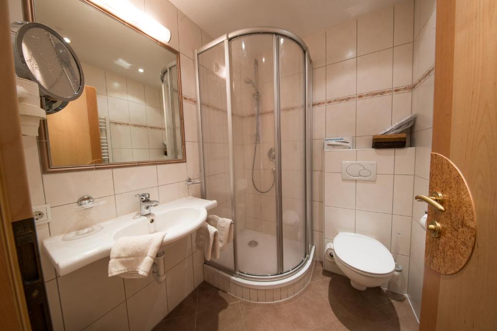 Superior Hotel Persal - 13