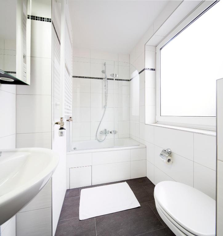 Nürnberger Trichter Family-Business Hotel Garni - Resim 8