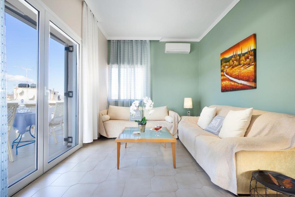 Posedenie v ubytovaní Irini Apartment II