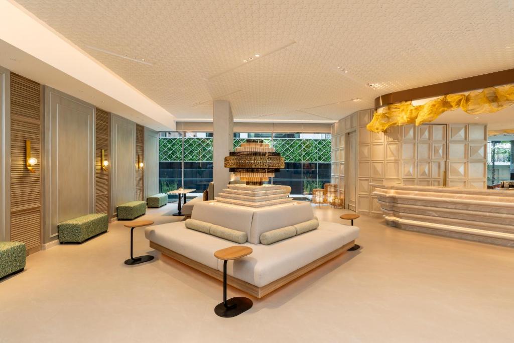 Hyatt Place Bangkok Sukhumvit 1 - Resim 2