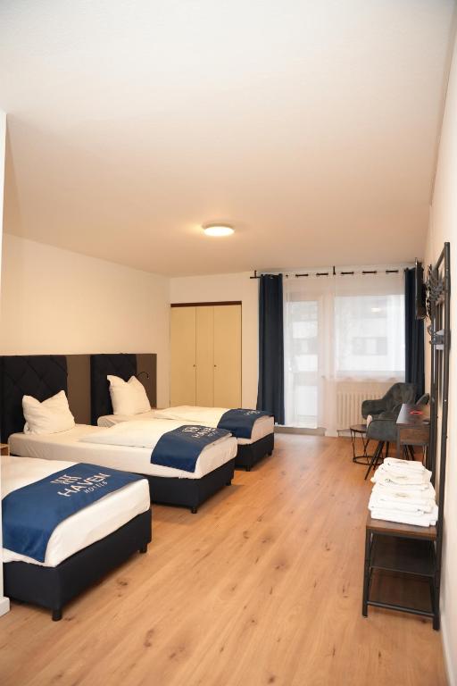 Haven Hotels - Hotel Am Stadion - Apartment With Balcony