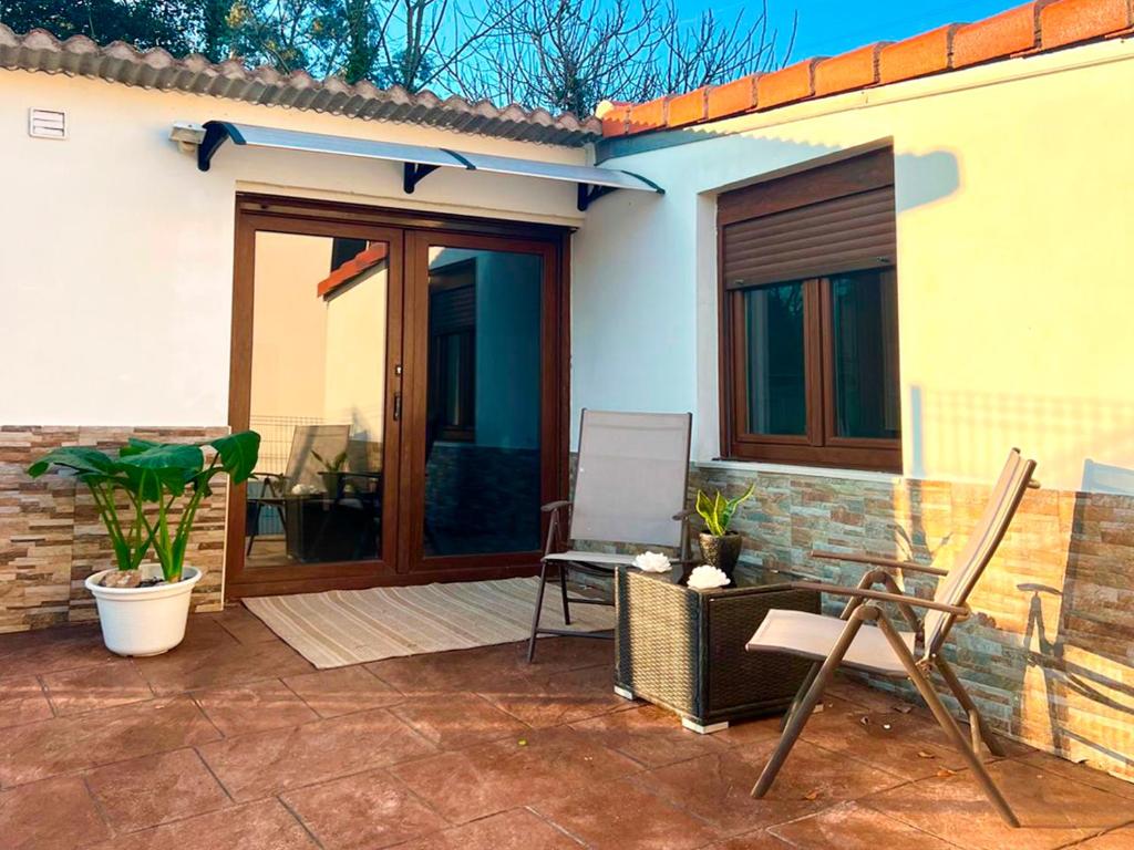 Patio nebo venkovní prostory v ubytování Casa Obregón Cabárceno 3000