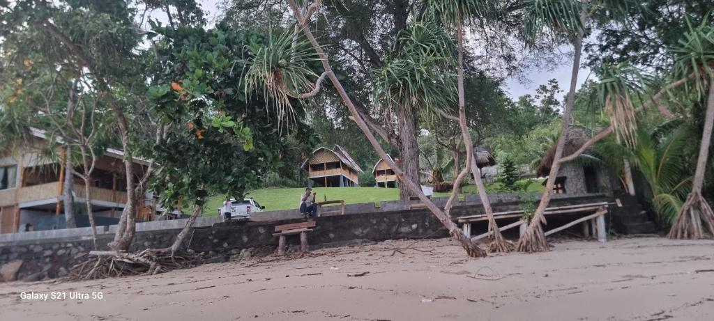 Zahrada ubytování Puri Ma'u Beach & Bungalows