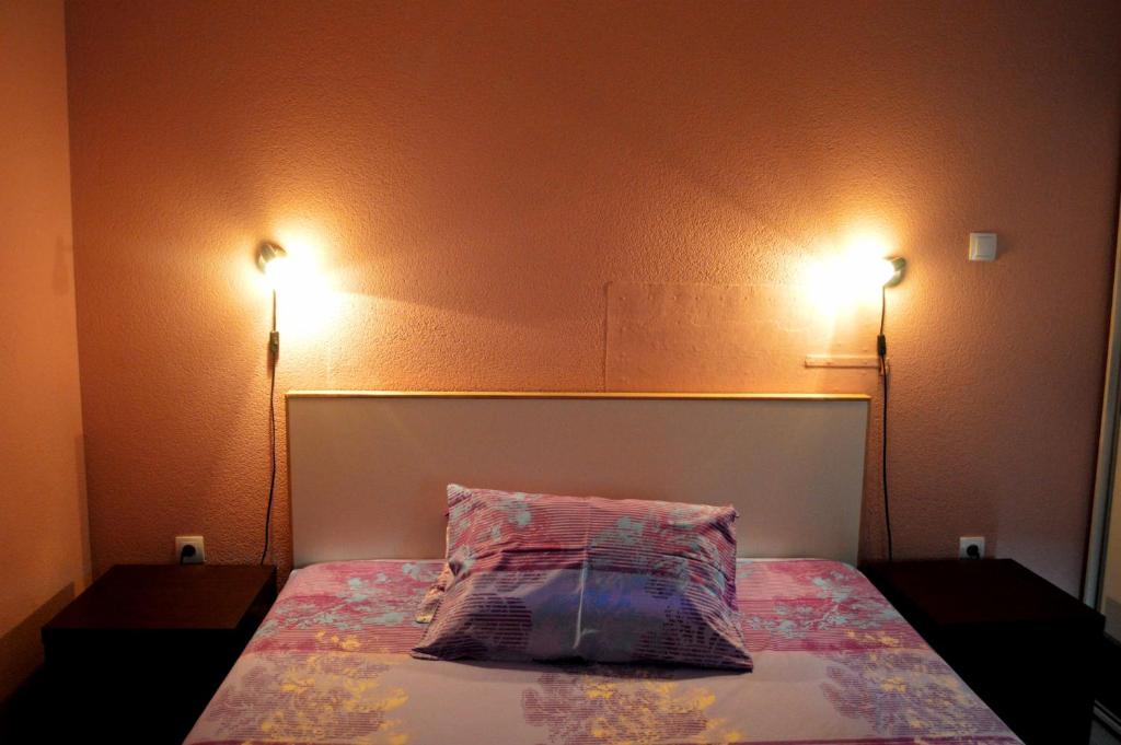 Letto o letti in una camera di Apartments Bućin