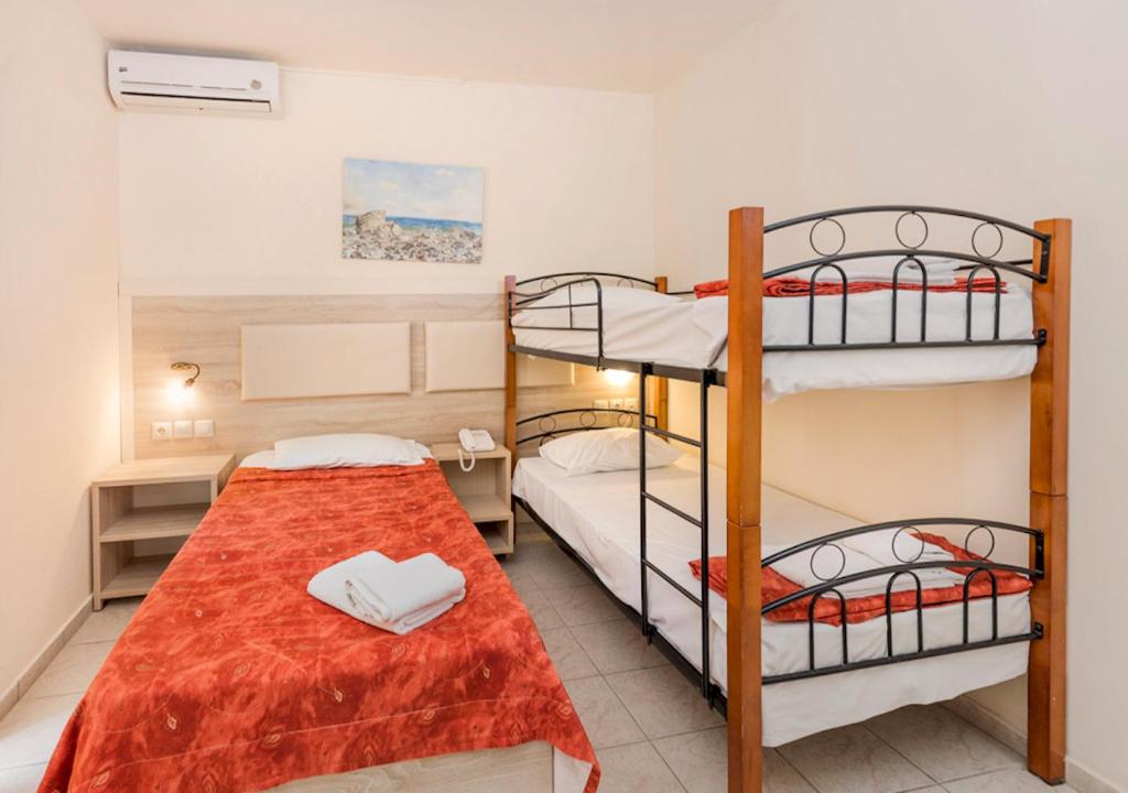 Eri Beach & Village Hotel - 