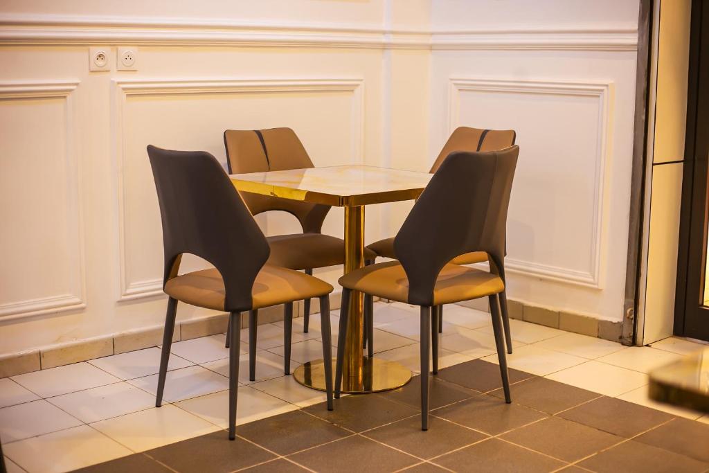 Posezení v ubytování flamboyant hôtel