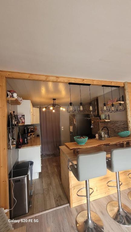 Kuchyň nebo kuchyňský kout v ubytování Gîte Le Canaillou