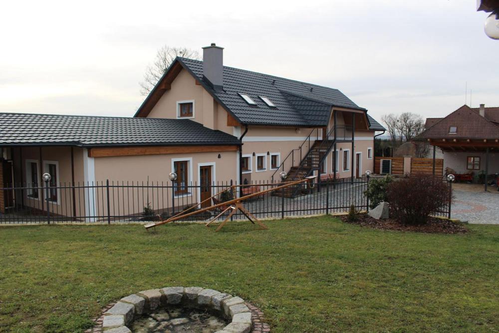 Budova, kde se penzion nachází