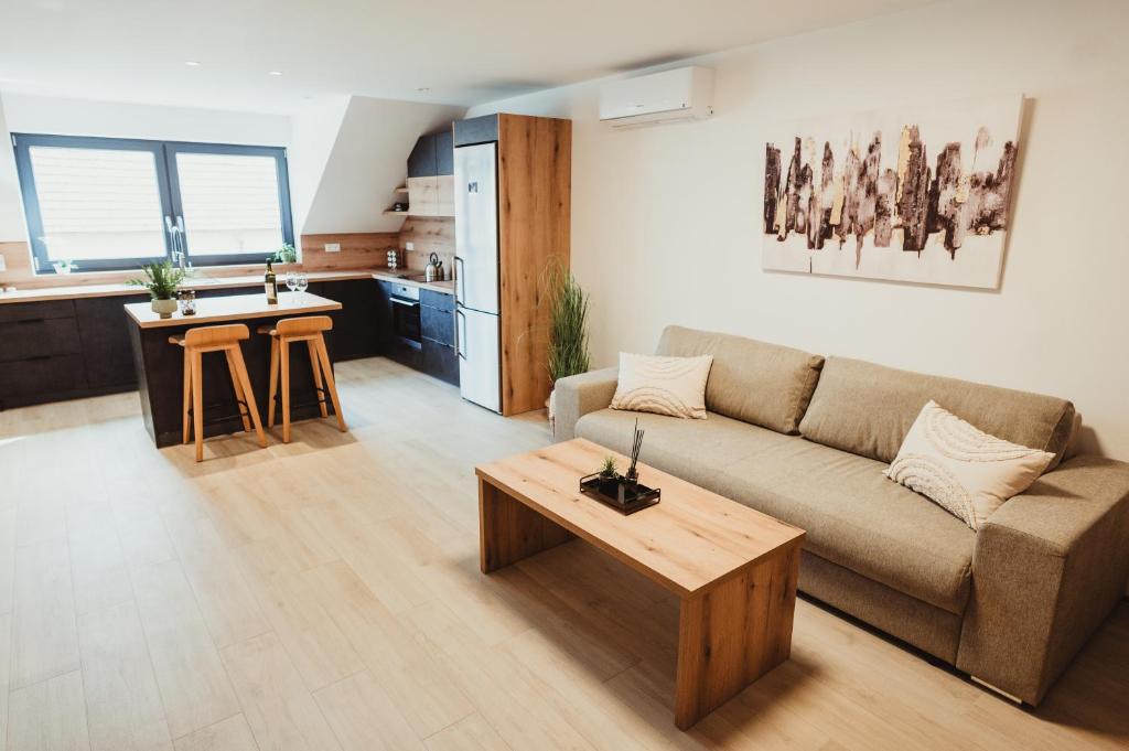 Kuchyň nebo kuchyňský kout v ubytování Hotel U Racka