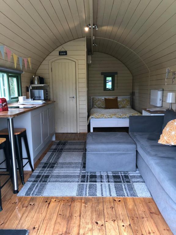 Kuchyň nebo kuchyňský kout v ubytování Barnharrow Holiday Pods