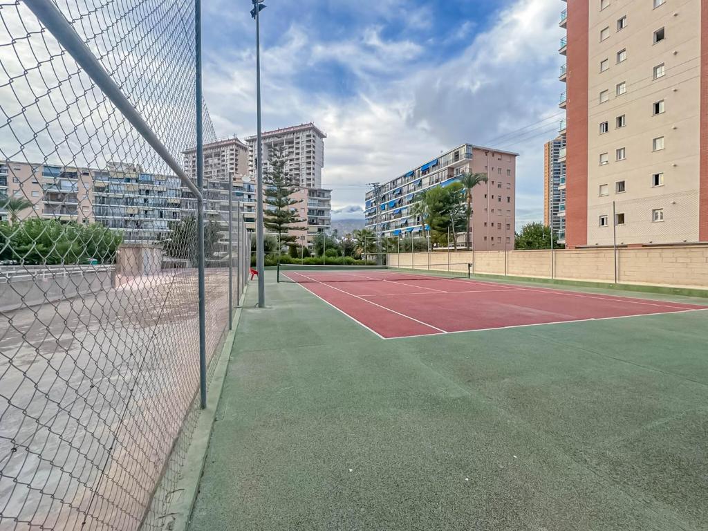 Tenis a/nebo squash v ubytování Calasol, Bonito apartamento en Cala de Finestrat nebo okolí